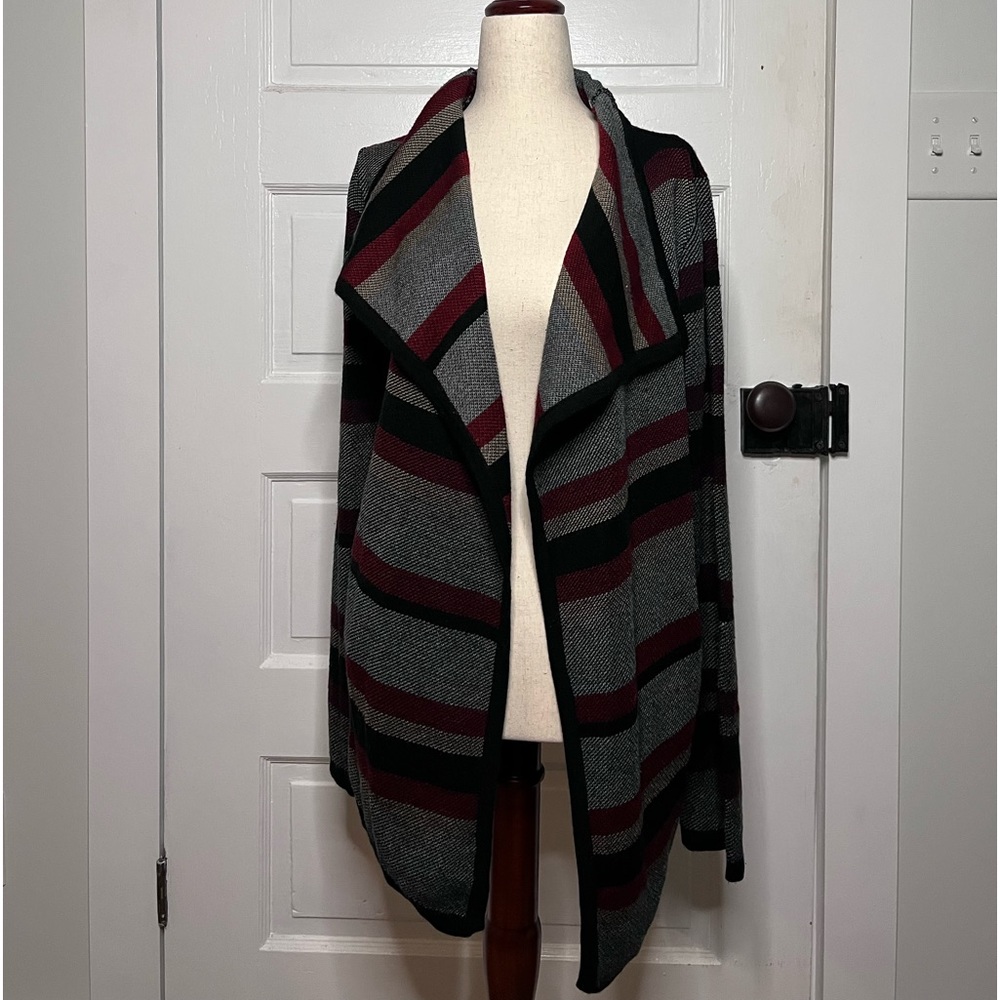 Cozy cardigan. Brand: Young Threads. Size small.